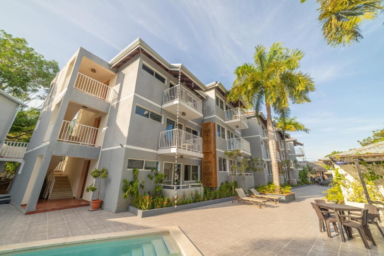 Hotel Sea Breeze Sosua Exterior photo